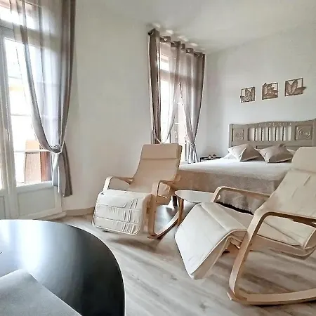 7, 2eme Etage, De 24 M2 Avec Terrasse Plein Sud, Amélie-les-Bains-Palalda